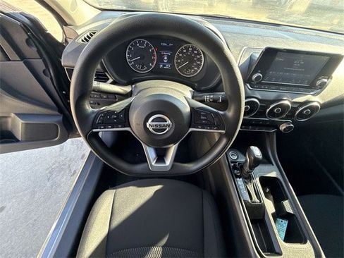 Used 2023 Nissan Sentra S image 14