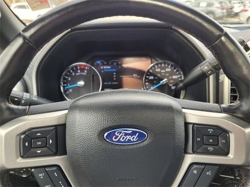 Used 2022 Ford F250 Platinum image 30