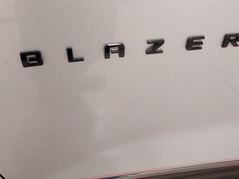 Certified 2022 Chevrolet Blazer RS w/ Enhanced Convenience Package image 32