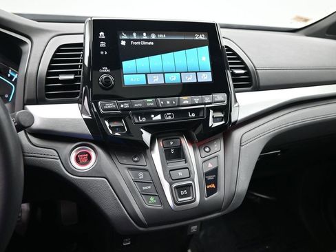 Used 2023 Honda Odyssey Sport image 19