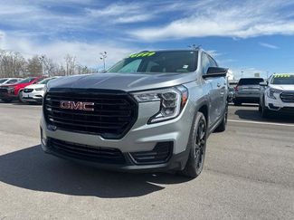 Used 2024 GMC Terrain SLE w/ Driver Convenience Package video 1