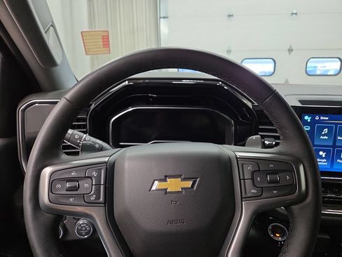 Certified 2023 Chevrolet Silverado 1500 LTZ w/ Technology Package AWD/4WD image 21