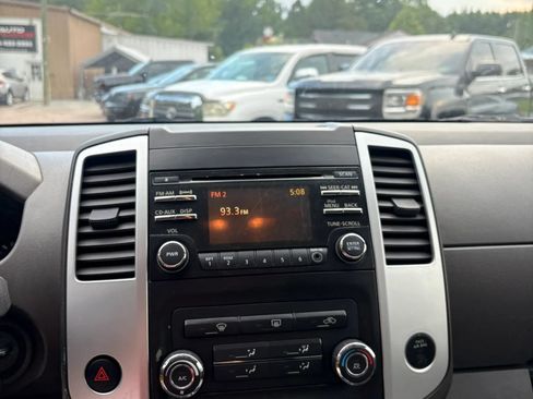 Used 2014 Nissan Xterra S AWD/4WD image 14