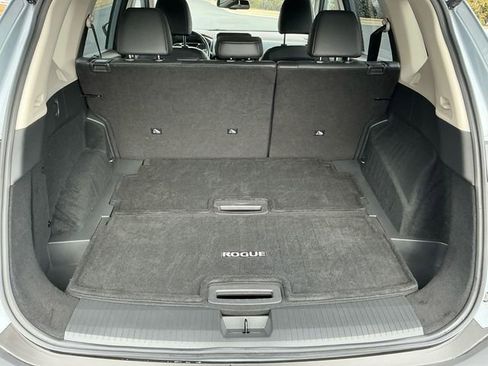 Used 2023 Nissan Rogue SL w/ SL Premium Package AWD/4WD image 19