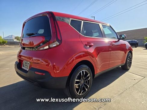 Used 2022 Kia Soul LX FWD image 6