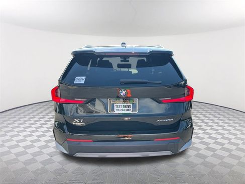 Used 2023 BMW X1 xDrive28i image 6