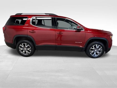 Certified 2023 GMC Acadia SLT w/ Trailering Package image 9