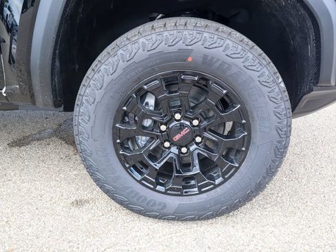 New 2026 GMC Canyon Elevation w/ Convenience Package AWD/4WD image 35