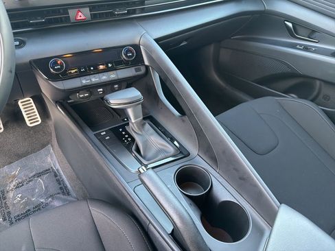 New 2025 Hyundai Elantra Sport image 16