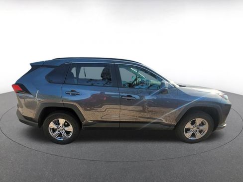 Used 2025 Toyota RAV4 LE image 8