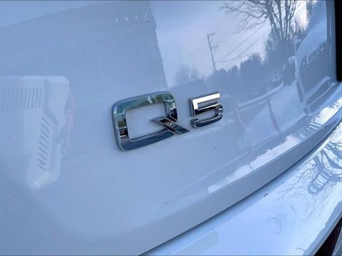 Used 2023 Audi Q5 2.0T Premium Plus w/ Premium Plus Package image 9