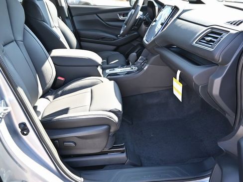 New 2025 Subaru Ascent Limited image 17