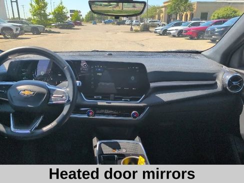 Used 2025 Chevrolet Equinox LT w/ Convenience Package II AWD/4WD image 7