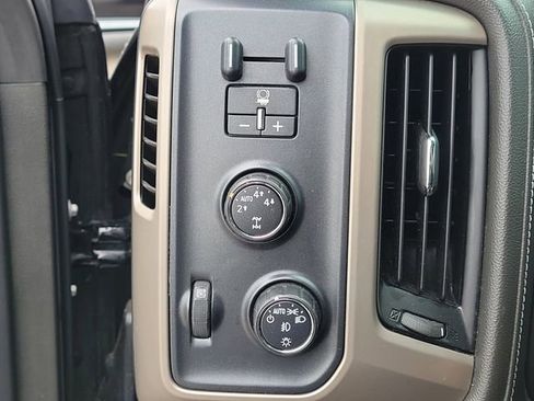Used 2016 GMC Sierra 1500 Denali AWD/4WD image 30