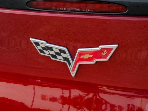 Used 2007 Chevrolet Corvette Convertible w/ Preferred Equipment Group RWD image 39