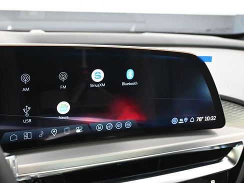 New 2026 Cadillac Lyriq V image 21