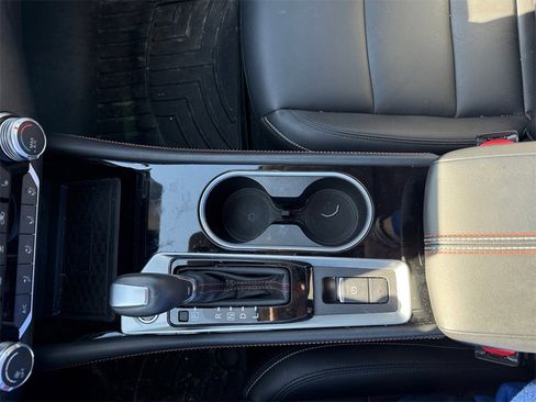 Used 2024 Nissan Altima 2.5 SR w/ SR Premium Package image 18