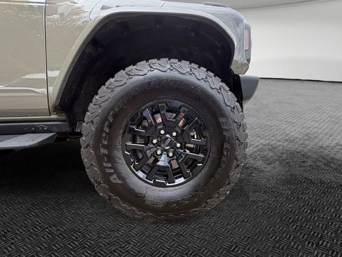Used 2025 Ford Bronco Raptor w/ Interior Carbon Fiber Pack AWD/4WD image 11