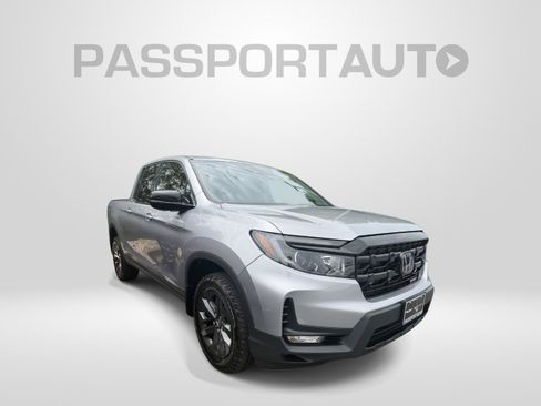 Used 2024 Honda Ridgeline Sport image 4