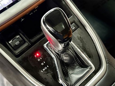 Certified 2022 Subaru Legacy Touring XT image 15