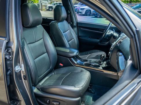 Used 2015 Kia Sorento SX AWD/4WD image 11