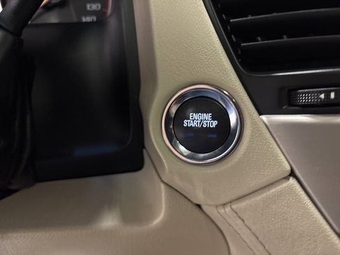 Used 2015 GMC Yukon Denali image 23