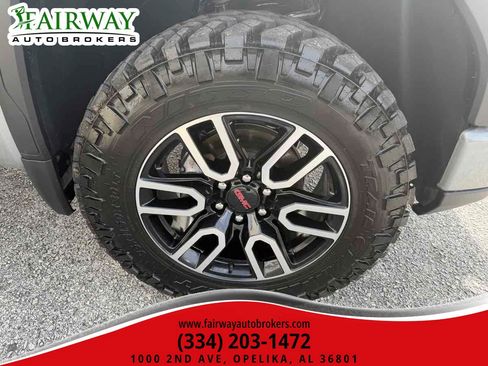 Used 2026 GMC Sierra 1500 AT4 w/ AT4 Premium Package AWD/4WD image 59