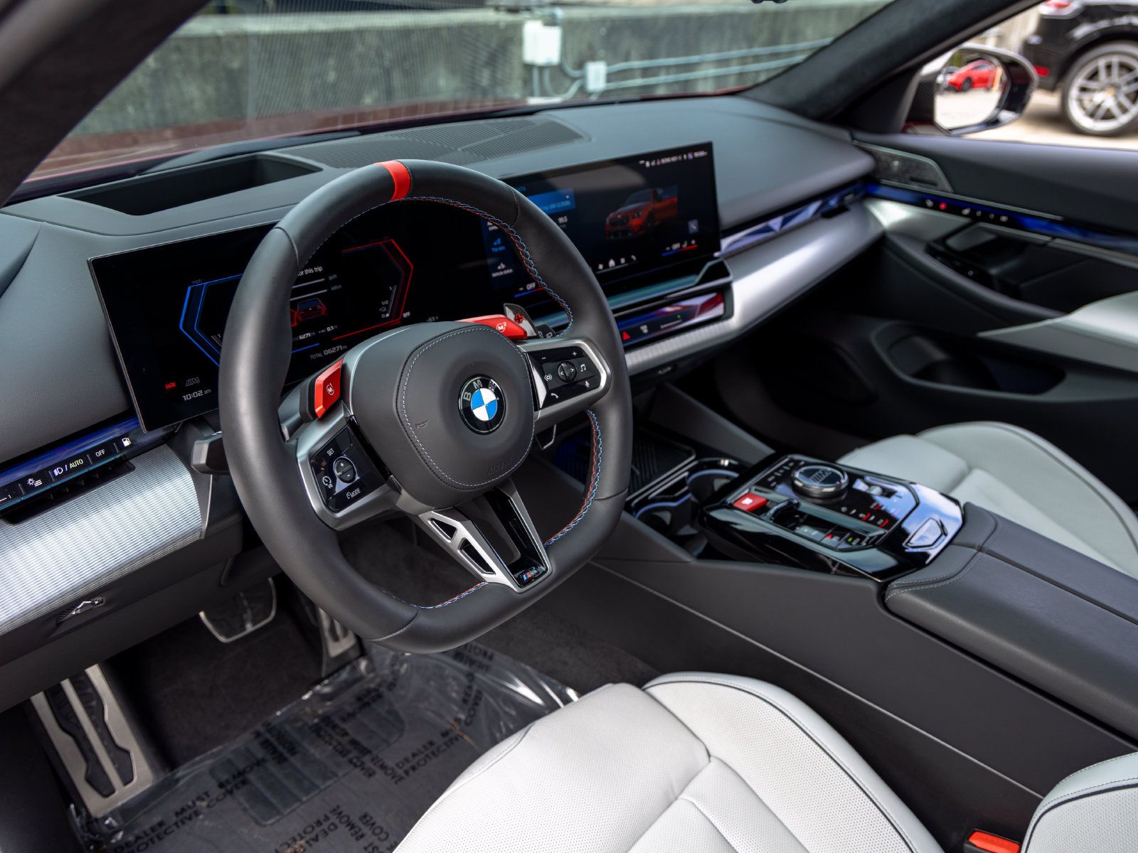 Used 2026 BMW M5 Touring AWD/4WD image 4