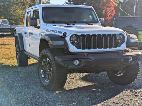 New 2026 Jeep Gladiator Rubicon AWD/4WD image 2