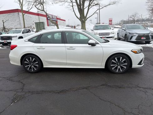 Used 2023 Honda Civic EX image 6