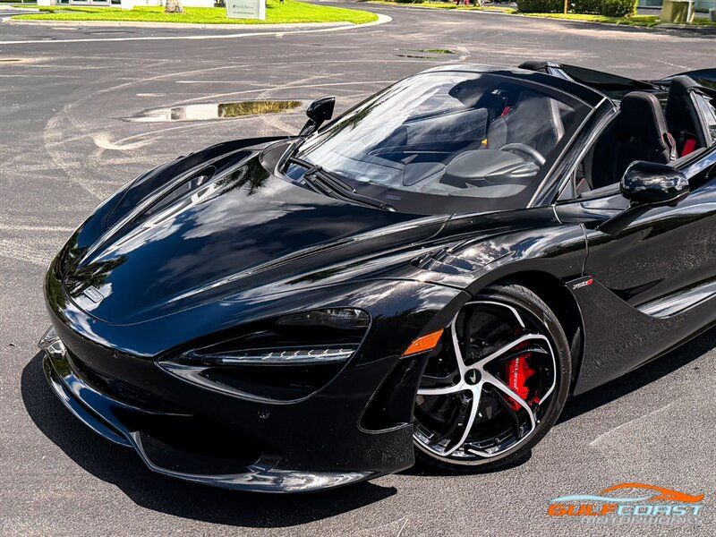 Used 2024 McLaren 750S Spider RWD image 11