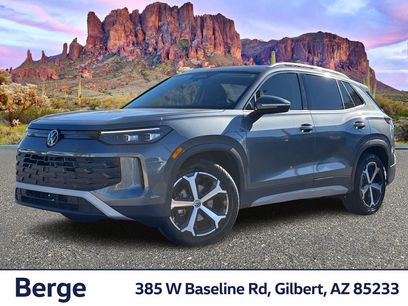 New 2026 Volkswagen Tiguan SE