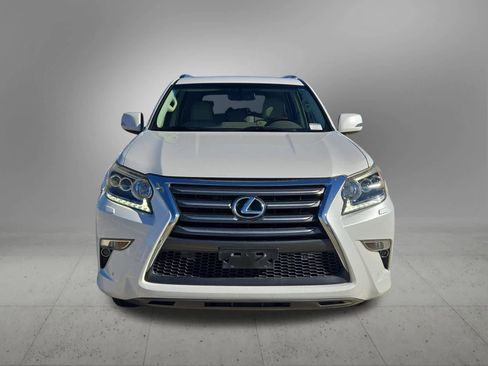 Used 2014 Lexus GX 460 w/ Premium Package image 9