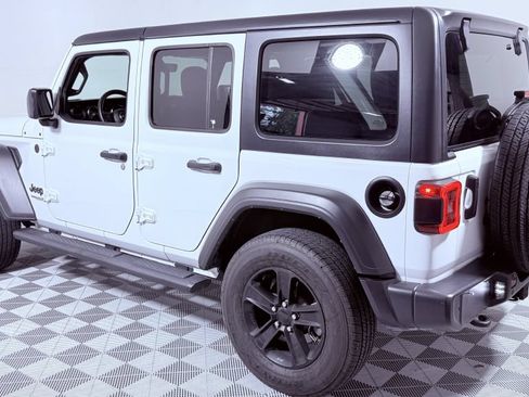 Used 2022 Jeep Wrangler Unlimited Sport AWD/4WD image 5