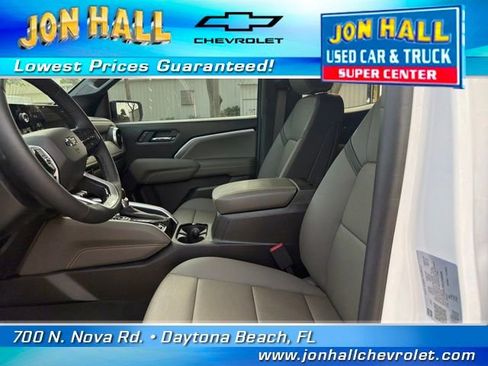 Used 2025 Chevrolet Colorado ZR2 w/ Technology Package image 20