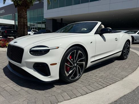 New 2026 Bentley Continental GTC AWD/4WD image 11