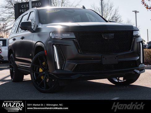Used 2023 Cadillac Escalade V w/ LPO, ONYX Package image 1