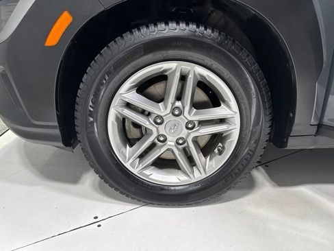 Used 2023 Hyundai Kona SE AWD/4WD image 6