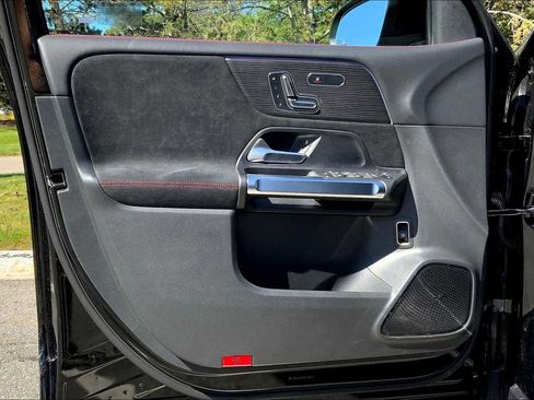 New 2026 Mercedes-Benz GLB 250 4MATIC image 14