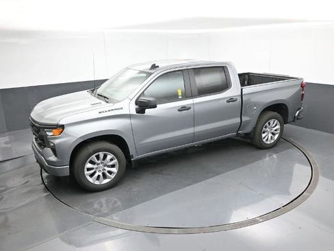 New 2026 Chevrolet Silverado 1500 Custom w/ LPO, Dark Essentials Package image 18