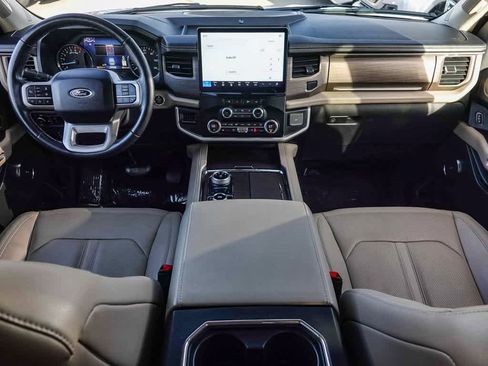 Used 2024 Ford Expedition Max Limited image 11