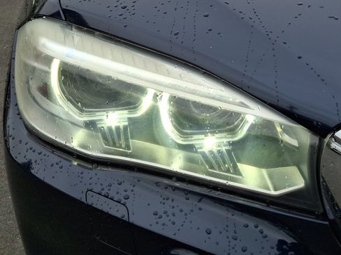 Used 2016 BMW X5 xDrive35i AWD/4WD image 9