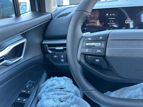 New 2026 Kia Sportage S image 46