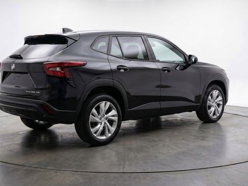 Used 2025 Buick Encore GX Preferred AWD/4WD image 9