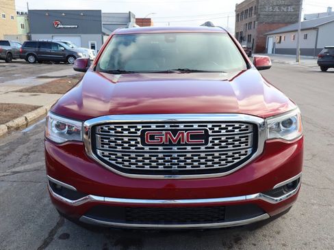 Used 2019 GMC Acadia Denali w/ Technology Package image 12