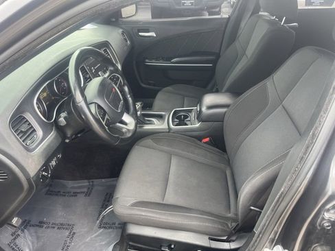 Used 2018 Dodge Charger GT image 16