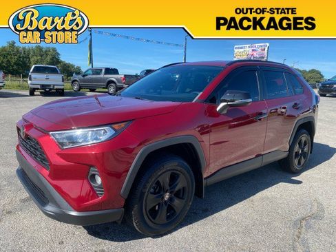 Used 2021 Toyota RAV4 XLE w/ XLE Grade Weather Package AWD/4WD image 3