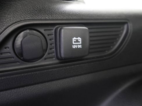 Used 2023 Jeep Grand Cherokee Altitude AWD/4WD image 28