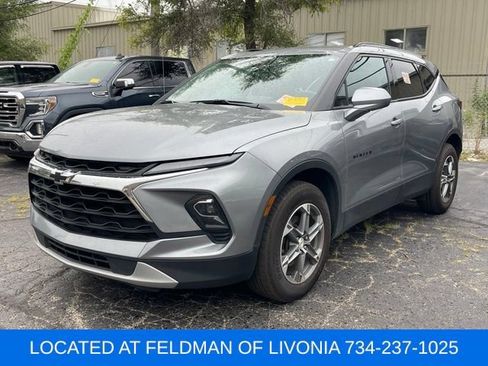 Used 2023 Chevrolet Blazer LT w/ Convenience Package FWD image 1