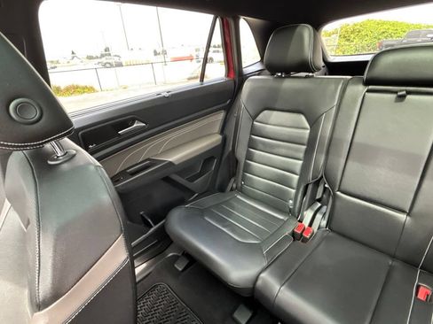Used 2022 Volkswagen Atlas Cross Sport SEL Premium R-Line AWD/4WD image 36